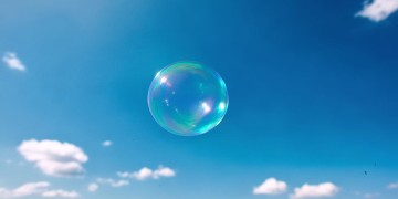 天空有多大的气泡究竟是哪首歌？