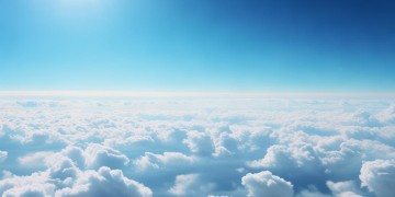 我从天空坠落究竟是哪首歌？