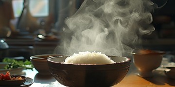 我爱吃饭的声音到底是哪首歌？